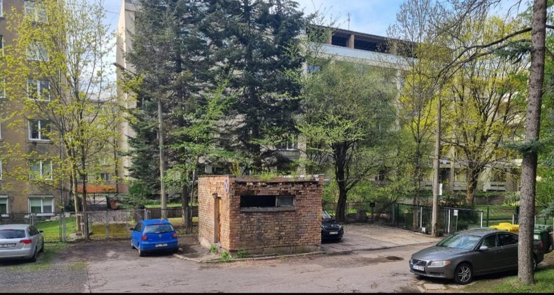 Camellia Studio Apartment & Parking Riga Exteriör bild